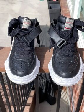 Maison Mihara Yasuhiro Wayne High-Top Sneakers black leather sz 42 (M 9 - 9.5)